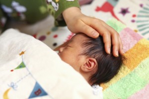 赤ちゃん睡眠寝汗拭くオススメ頭身体あせも風邪汗取りパッド
