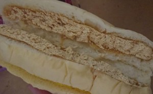 ヤマザキ二色サンド マロンホイップ＆おいもホイップ3